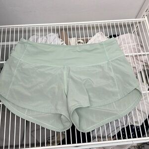 Lululemon Mint Hotty Hot 2.5” inseam Shorts